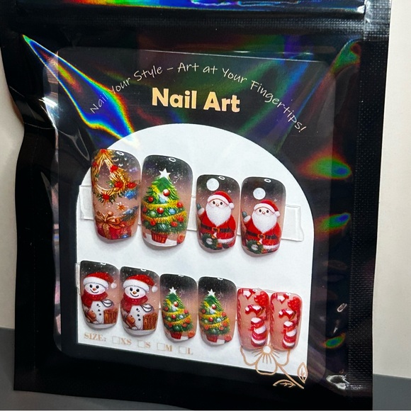 29 Piece Nail Art Set Christmas Winter Santa Snowman Theme - Picture 3 of 3